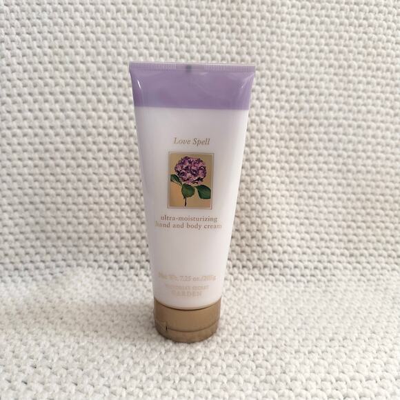 Victoria's Secret Other - Victoria's Secret Garden Love Spell Vintage Ultra Moisturizer Lotion Original